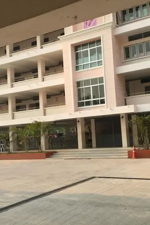 ปกนิยาย 9 เส้นทางรัก