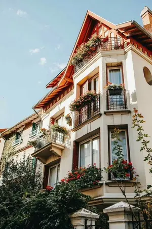 ปกนิยาย (Vmin) On cloud nine