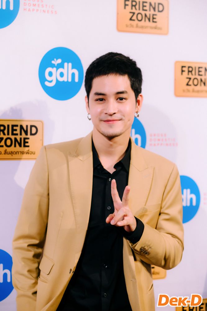 รูปที่ (15) เก้า จิรายุ