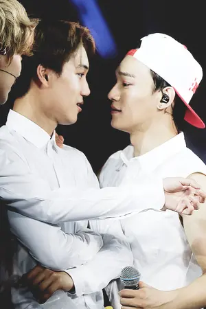 ปกนิยาย [SF/OS] Love is all around [KaiChen 2Jong]