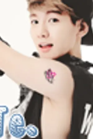 ปกนิยาย ( exo ) love triangle - ☆