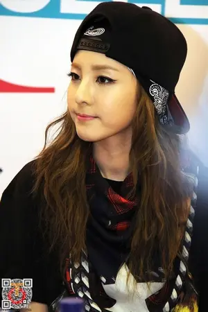 ปกนิยาย Look at me boys [Daragon]