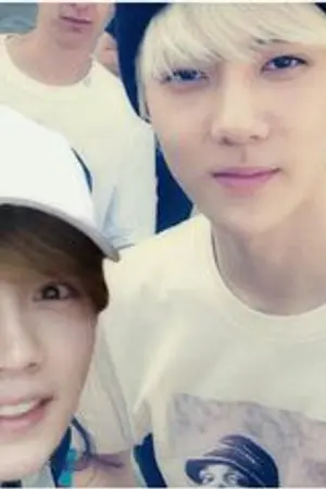 ปกนิยาย RUINOUSLY แหลก [FIC HUNHAN]