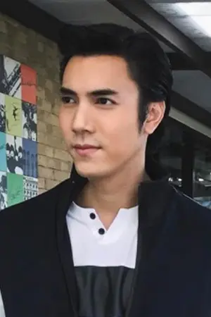 ปกนิยาย กว่ารักประจักษ์ใจ (พิมพ์กับ สนพ.กรองอักษร)