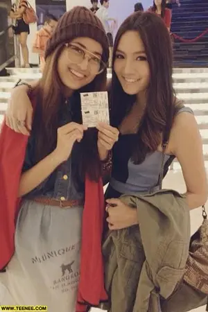 ปกนิยาย [Yuri] ถ้าได้สักครั้งจะตั้งใจเรียน