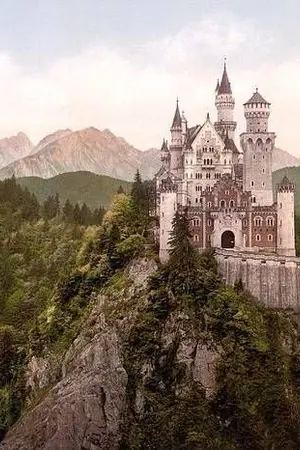 ปกนิยาย วิสเปอร์ฟีลด์: เสียงกระซิบในโรงเรียนศาสตร์เวท