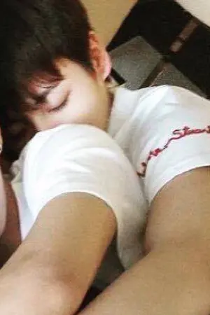 ปกนิยาย WHOM : รักฉันตอนที่เป็นใคร ( VKOOK ) feat.BTS