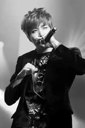 ปกนิยาย ฟิค J-hope x You <3  [love you comeback to me] ตอนเดียวจบ