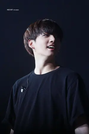 ปกนิยาย [BTS x You] Into My Band  เมื่ออยู่วงเดียวกัน