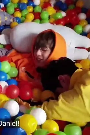 ปกนิยาย we're Couple (องนีเอล)