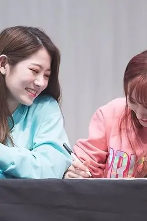 ปกนิยาย Your Beautiful {YebinXMinkyeong}