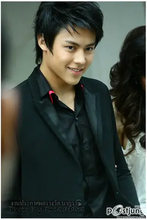 ปกนิยาย ร้อยรักกุหลาบร้าย