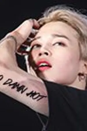 ปกนิยาย SO DAMN HOT | รักเรามันเร่าร้อน