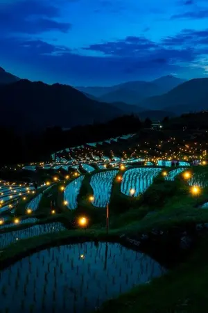 ปกนิยาย RAGNAROK มอบโอกาสชีวิตเเก่เด็กผู้สิ้นหวัง ที่โลกเบื้องหลังเเห่งนี้