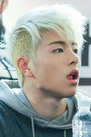 ปกนิยาย Make up artist - Jundong Ikon