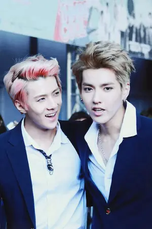 ปกนิยาย Fic. EXO มนต์รักไร่สตอเบอรี่ - KRISHUN