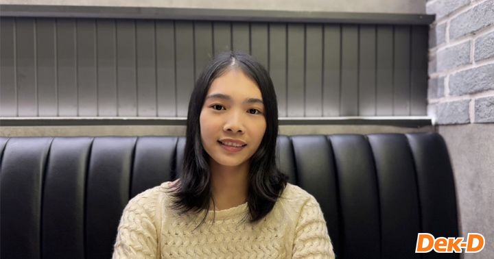 นักเขียน วีนัส หรือ 816