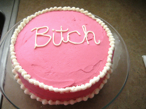 แต่งSF เรื่อง Am I Bitch? เป็นเรื่องยาวดีมั้ยเอ่ย???