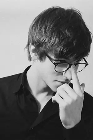 ปกนิยาย L I G H T S A B E R     _K.