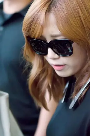 ปกนิยาย [One shot] Don't leave me เด็กดื้อ 2Eun Ft.Chorong [Apink Yuri]