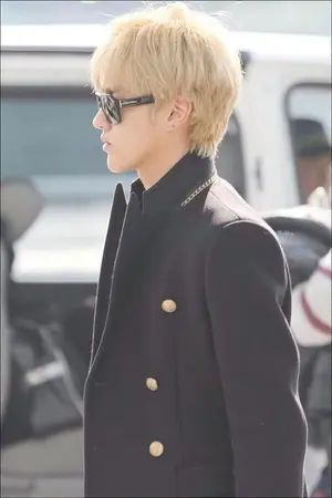 ปกนิยาย [krissic]รักแรกพบ !