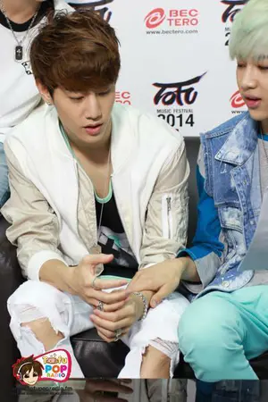 ปกนิยาย แล้วพี่มาร์คจะรู้ว่า... [MarkBam Got7]