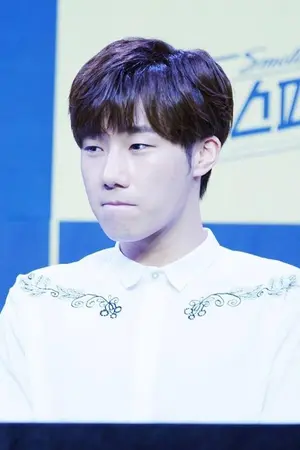 ปกนิยาย because it was life{infinite/gyuwoo/hojong}