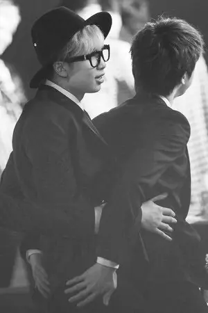 ปกนิยาย [ Fic bts ]  NamJin - เมารีกับตุ๊ดยักษ์