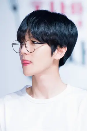 ปกนิยาย (chanbaek) wolfson