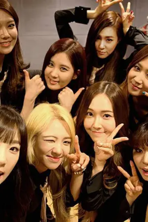 ปกนิยาย รักวุ่นวายแก๊งยัยสุดแสบ  ( Snsd, 2Pm, Sj )