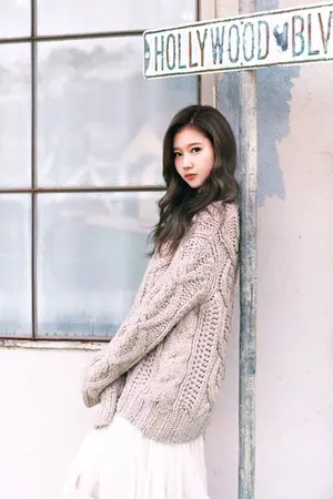 ปกนิยาย NAIVE รักเธอเข้าแล้ว ยัยเด็กต่างด้าว