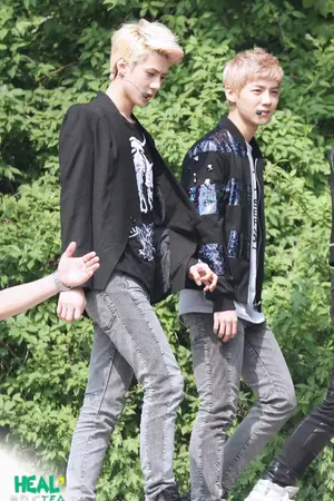 ปกนิยาย story of me เพราะเรามันคู่กัน HunHan ft. ChanBaek KaiDo