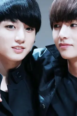 ปกนิยาย ( FIC BTS  VKOOK  ) รักนะนายตัวเล็ก