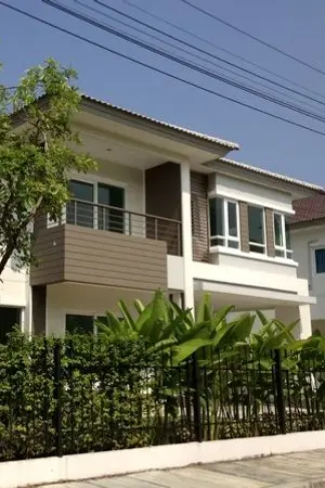 ปกนิยาย เพื่อนบ้านคนใหม่.