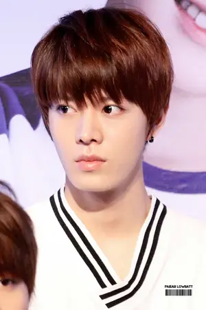 ปกนิยาย เปลี่ยนเรื่อง