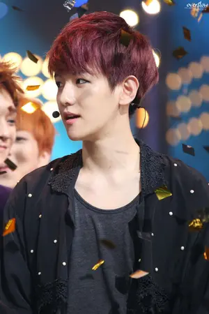 ปกนิยาย FIC {Baekhyun x You} " แค่คำว่า 'รัก' "