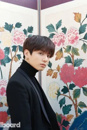 ปกนิยาย Fall in love with Mafia ตกหลุมรักนายมาฟีย (Jungkook x you) BTS