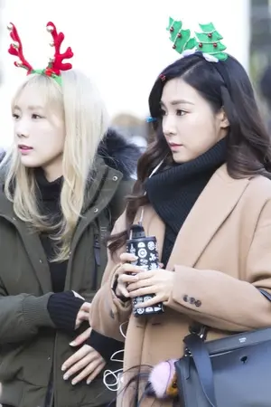 ปกนิยาย [SHORT FIC] WISH LIST [TaeNy] (Yuri)