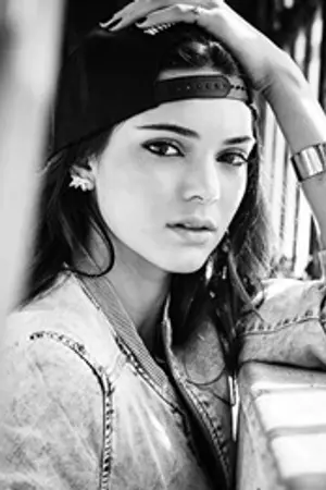 ปกนิยาย Who are u [ คุณคือใคร? ]