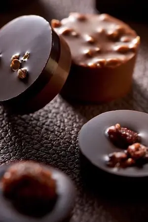 ปกนิยาย (os/sf) choco room | chanbaek ft.exo