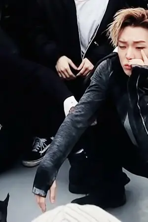 ปกนิยาย Crush [ BobJun] BobbyxJunhoe ft.Ikon&allkpop