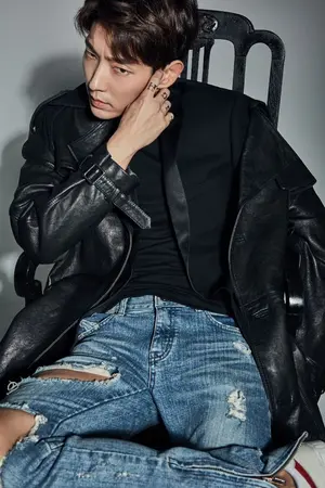 ปกนิยาย ดอกเบี้ยขม (REUP)