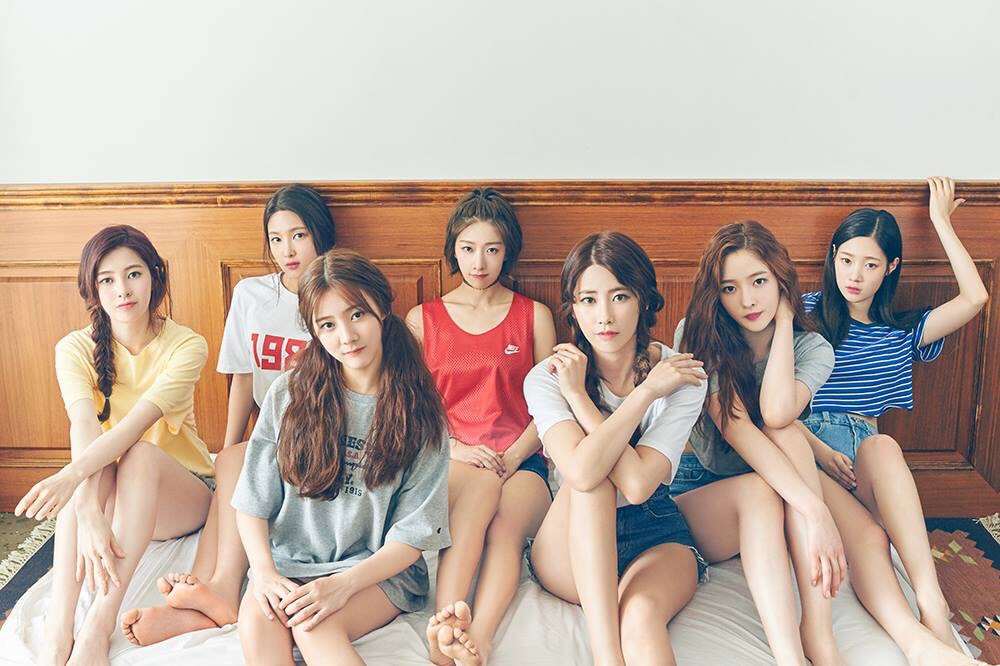 Dreamcatcher wallpaper kpop. Blackpink 2022. Dia kpop. Кпоп группа aespa. Dia группа участницы.