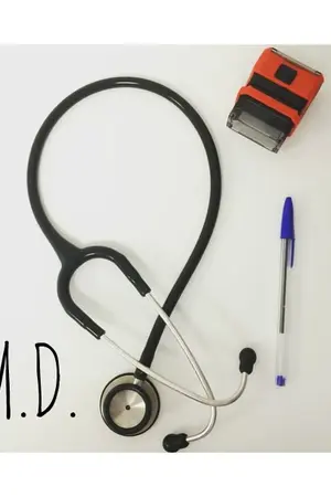 ปกนิยาย MD รักวุ่นๆ ของคนจีบหมอ