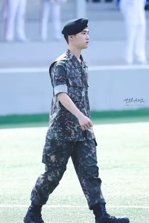 ปกนิยาย { Chansoo } - ผิดที่ใครใครที่ผิด