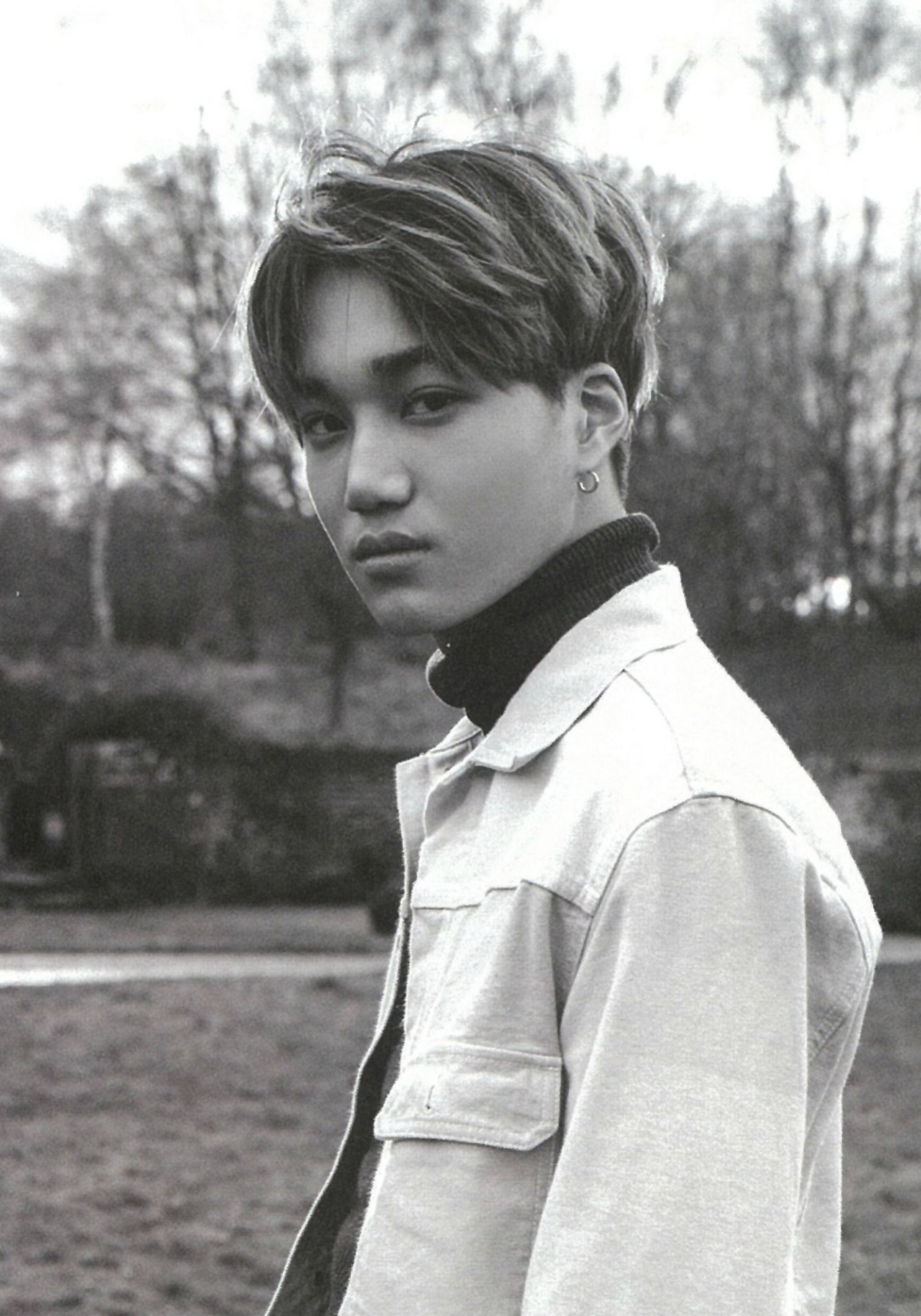 à¸œà¸¥à¸à¸²à¸£à¸„à¹‰à¸™à¸«à¸²à¸£à¸¹à¸›à¸ à¸²à¸žà¸ªà¸³à¸«à¸£à¸±à¸š jongin black and white