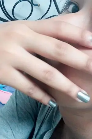 ปกนิยาย บันทึกเหงาๆ ในคืนที่เราร้องไห้