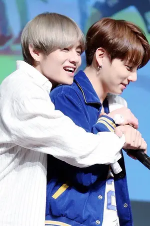 ปกนิยาย Friendship เพื่อนสนิทคิดไม่ซื่อ(kookv)