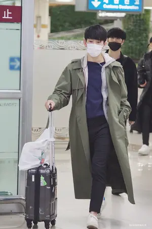 ปกนิยาย --ไรท์ขออนุญาติปิดเร่องนี้นะคะ--