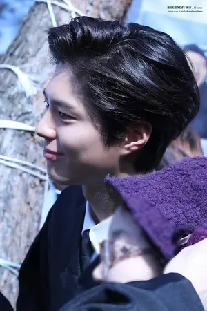 ปกนิยาย ทางเดินกุหลาบ